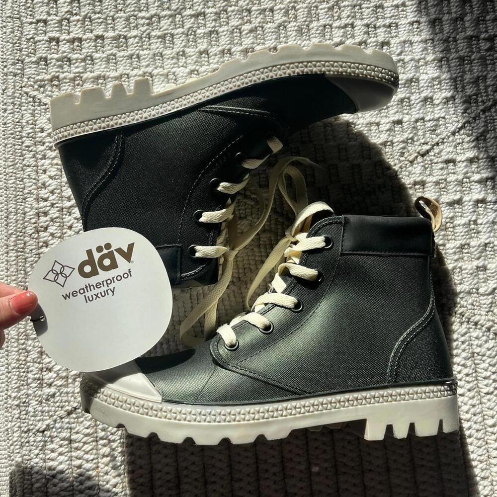 Däv Black Lace Up Rain Boots with Lug Sole